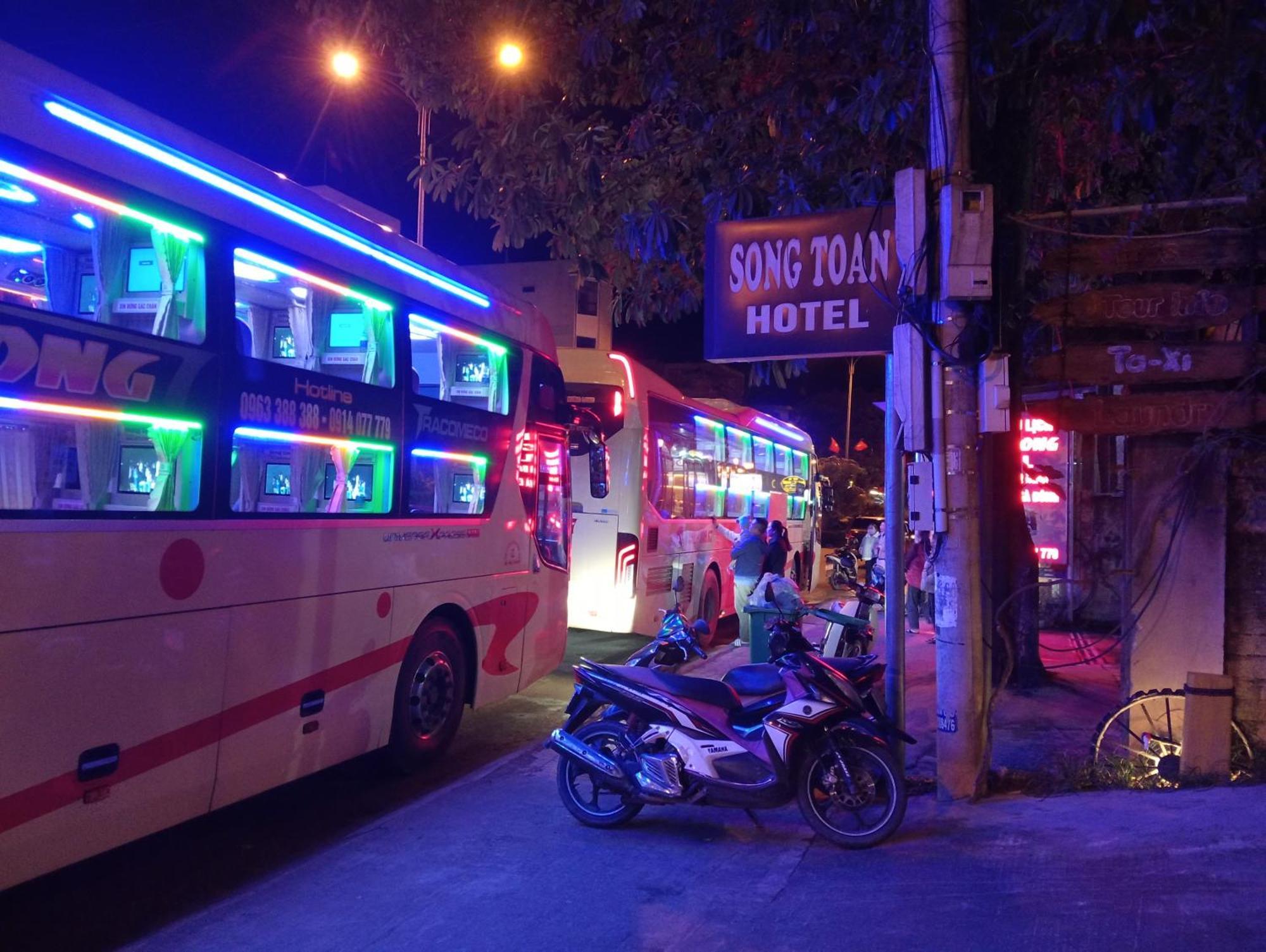 Song Toan Hotel Phong Nha Kültér fotó