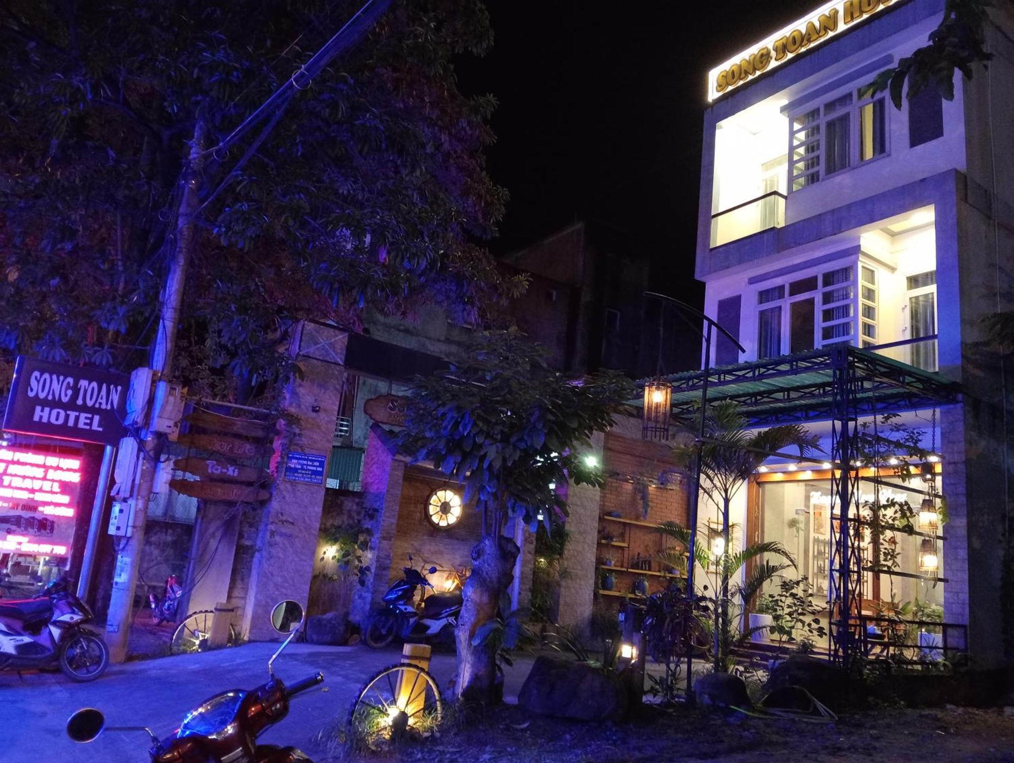 Song Toan Hotel Phong Nha Kültér fotó