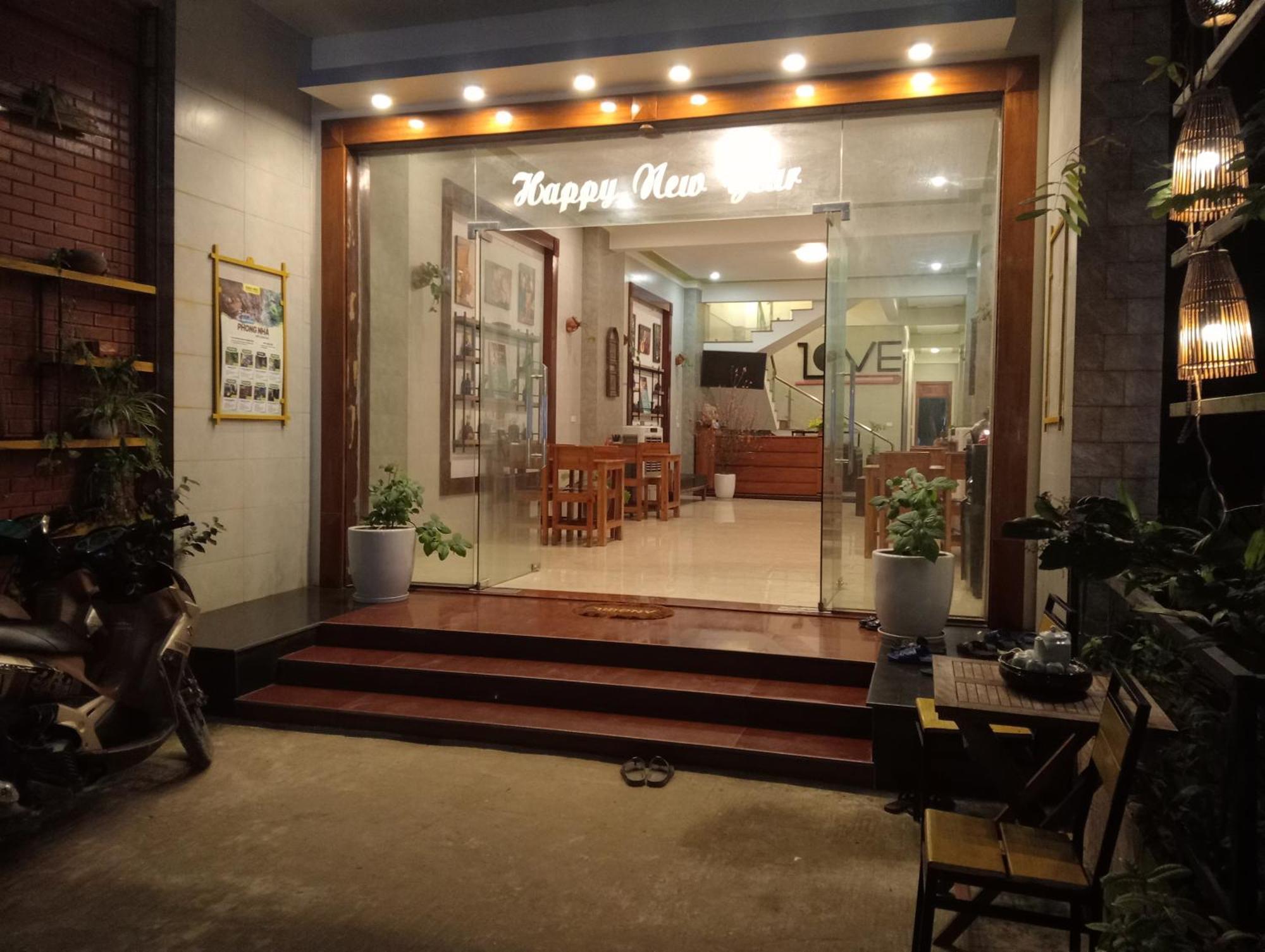 Song Toan Hotel Phong Nha Kültér fotó